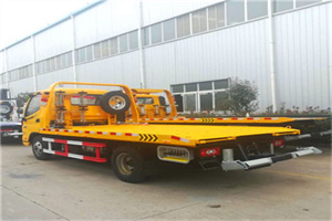 汪清附近拖车救援搭电